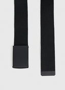 Textile belt with automatic buckle