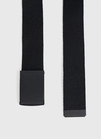 Textile belt with automatic buckle
