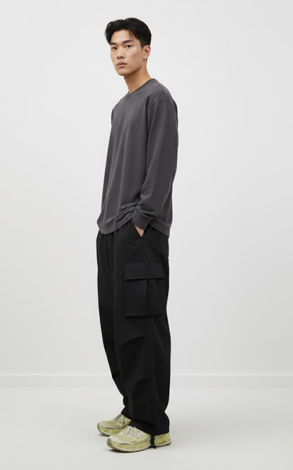 en’s Wide-Leg Cargo Pants – Oversized Streetwear Utility Trousers with Pockets